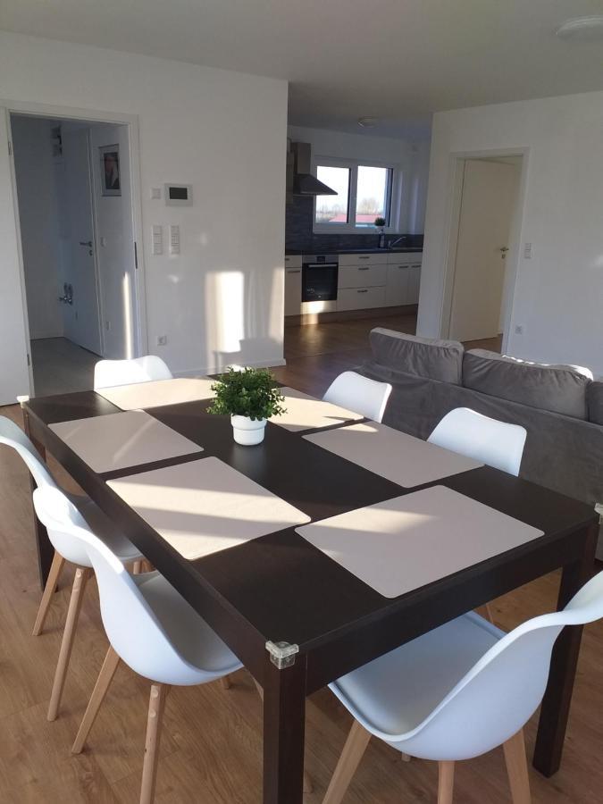 Neubau Appartement Mit Terasse, Privater Eingang,Parkplatz,Kueche Фюрт Экстерьер фото