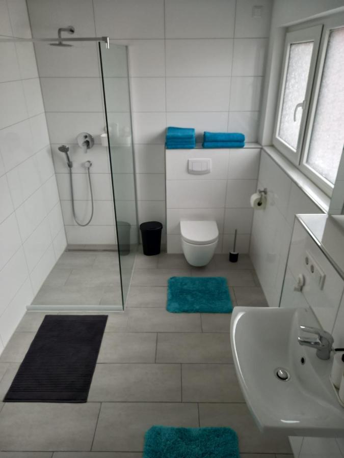 Neubau Appartement Mit Terasse, Privater Eingang,Parkplatz,Kueche Фюрт Экстерьер фото