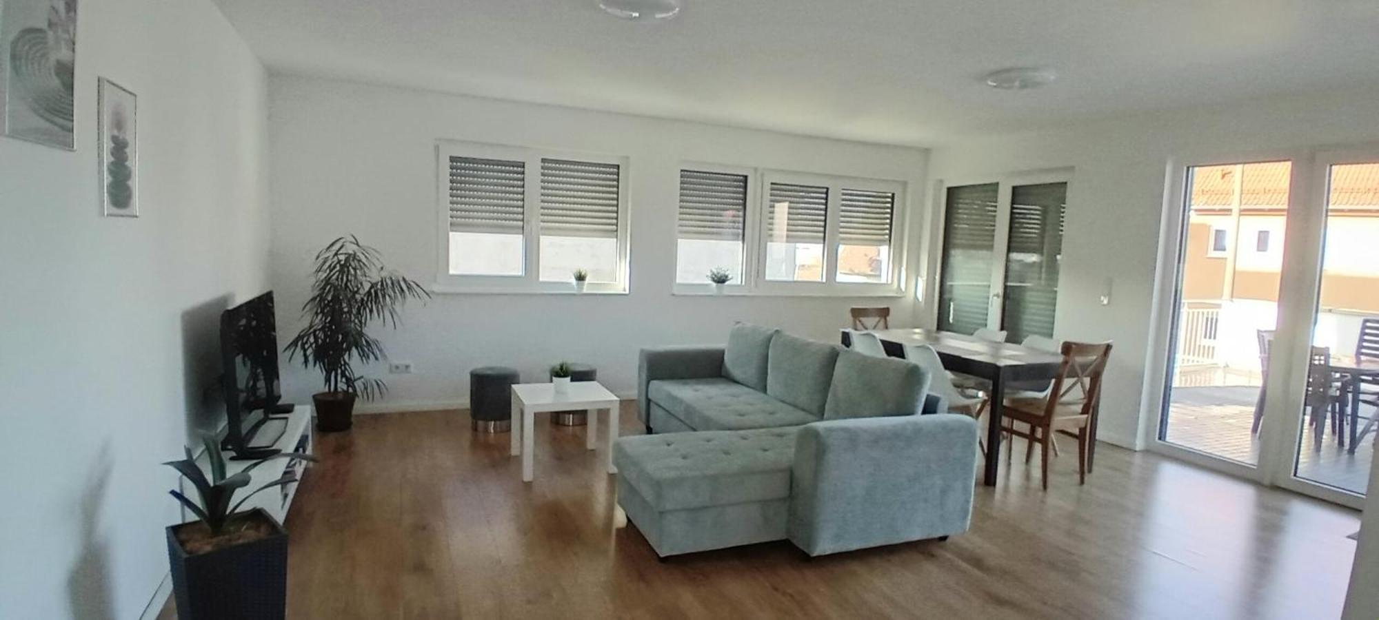Neubau Appartement Mit Terasse, Privater Eingang,Parkplatz,Kueche Фюрт Экстерьер фото